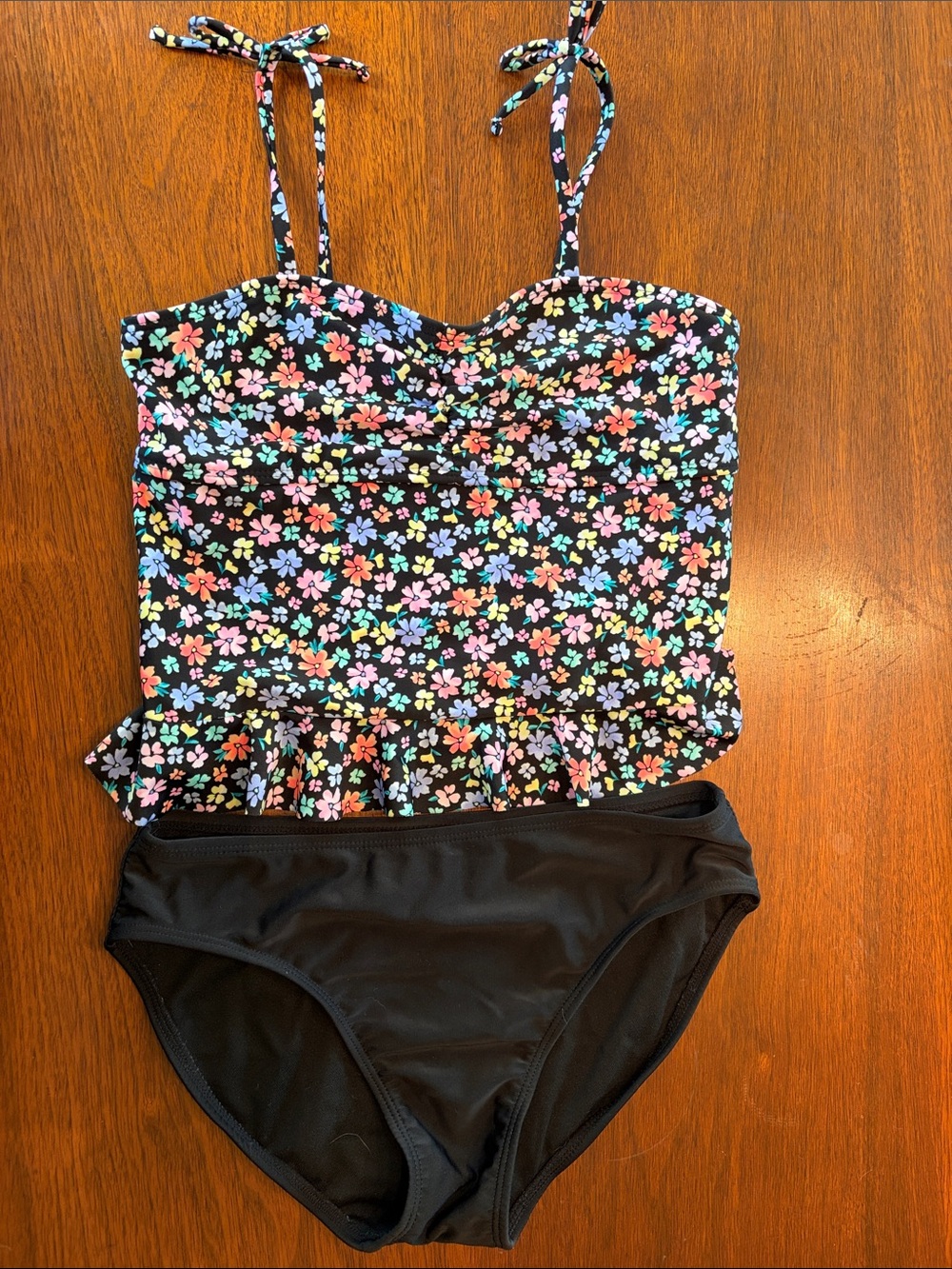 Girls Black Floral Tankini Swim Set - Kids Swim size 14/xl - like new!